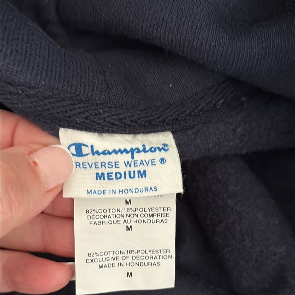Champion NWOT Navy Hoodie - Picture 6 of 6